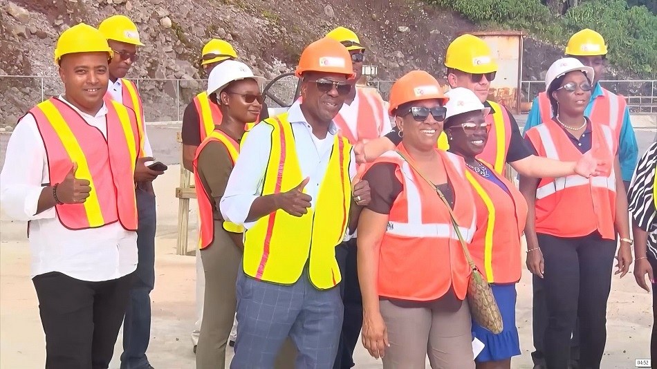 DGDC Stakeholders at Well Site